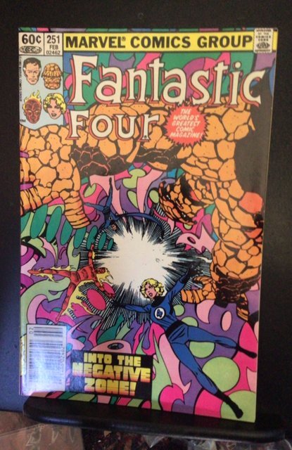 Fantastic Four #251 (1983) Byrne Art!  the negative zone Annihilus cameo! NM-