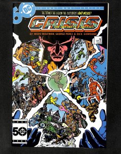 Crisis on Infinite Earths #3
