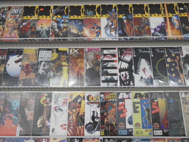 Huge Lot 150+ Comics W/ X-O-Manowar,  Aria,  Buffy Vampire Slayer+ Avg VF Cond!
