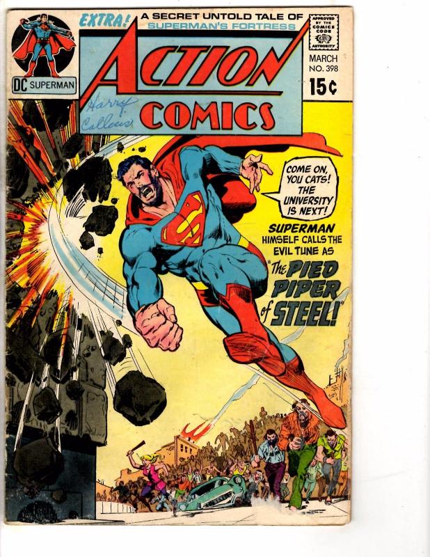 Lot Of 2 Action Comics Feat. Superman # 397 398 DC Comic Book Batman Flash HC4