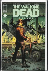 The Walking Dead Deluxe #1 Cover B (2020) The Walking Dead
