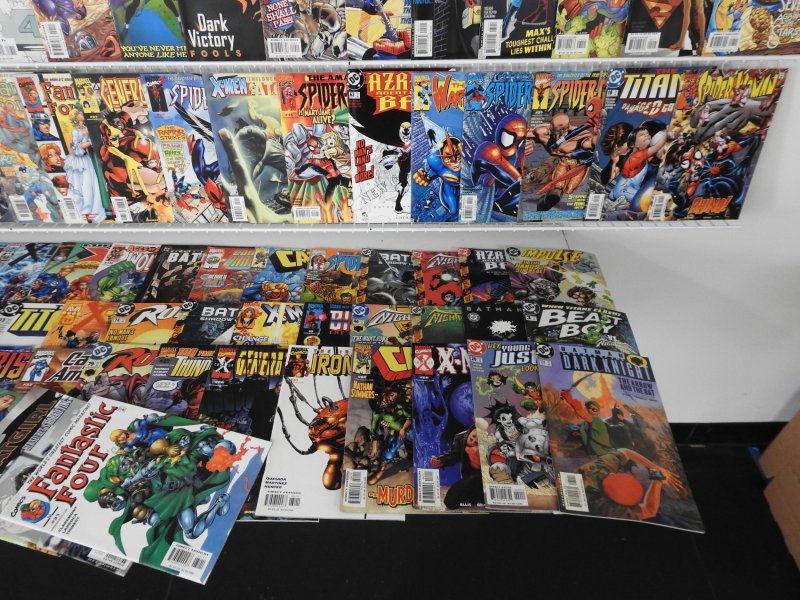 Huge Lot 180+ Comics W/ X-Men, Avengers, Spider-Man, +More! Avg VF- Condition!
