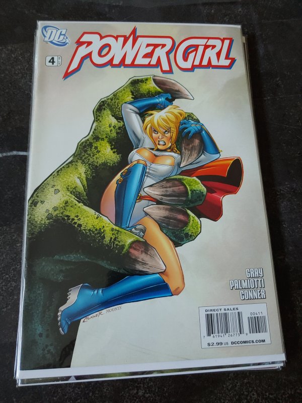 Power Girl #4 (2009)