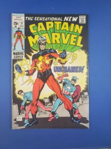 CAPTAIN MARVEL 17 VF- 1ST NEW CAPTAIN MARVEL 1969