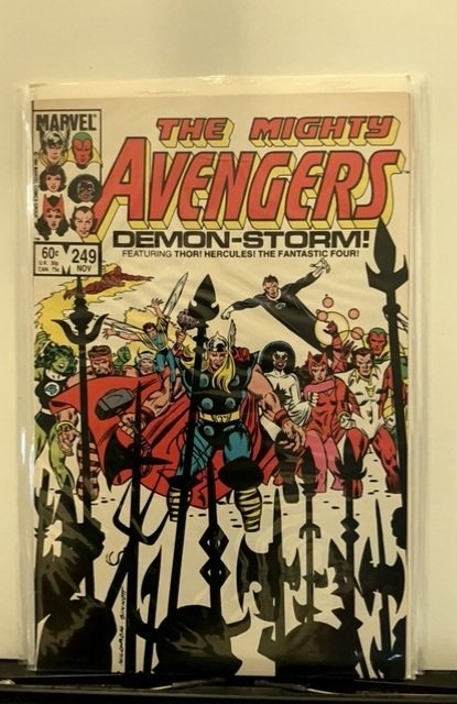 Lot of 2 The Avengers #206,249 (1984)