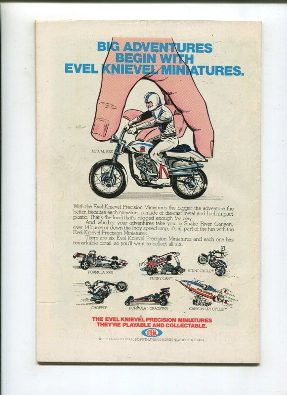 1977 MS MARVEL #1 (7.5) THIS WOMAN THIS WARRIOR!!