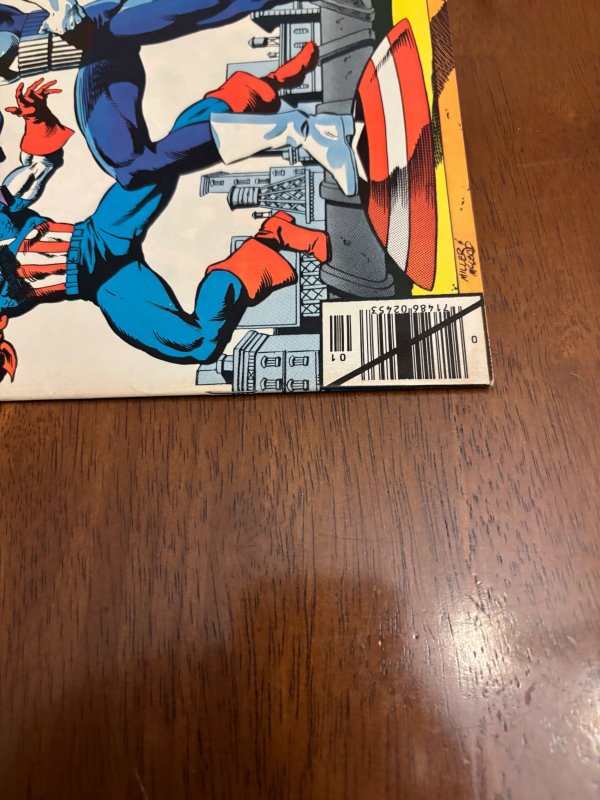 Captain America #241 (Marvel, 1980) 1st fight w/ the Punisher!