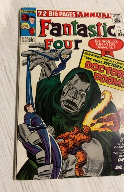 Fantastic Four Annual #2 (196 final victory of dr doom  -1,5 inch spine split