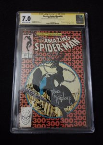 Amazing Spider-Man 300 cgc7.0/ signed by Stanley and Todd McFarlane