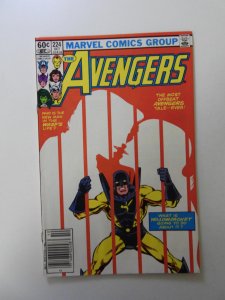 The Avengers #224 (1982) VF- condition