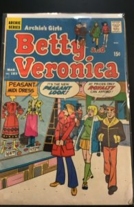 Archie's Girls Betty and Veronica #183 (1971)