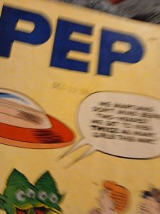 Pep #153 ARCHIE COMICS March 1962 Silver Age Flying Saucer Cover The Fly Girl