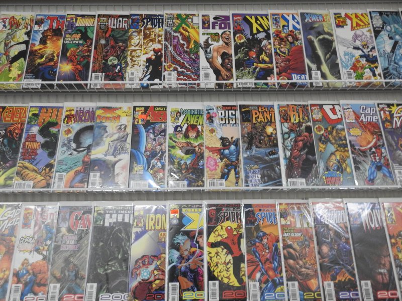 Huge Lot 120+ Comics W/ Avengers, Spider-Man, X-Men, Hulk+ Avg VF+ Condition!