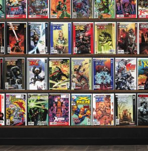 Huge Lot 140+ Comics with Ultimate X-Men, X-Factor, The Uncanny X-Men & More!