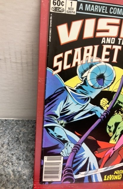 Vision and the Scarlet Witch #1 (1982)