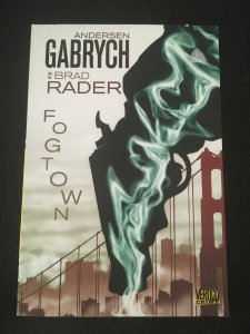 FOGTOWN Vertigo Crime Trade Paperback