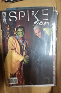 Spike: Asylum #5 Photo Cover (2007)