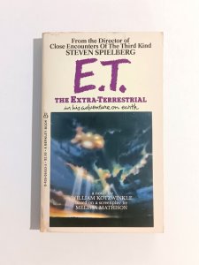 E.T. THE EXTRATERRESTRIAL IN HIS ADVENTURE ON EARTH (1982) WILLIAM KOTZWINKLE