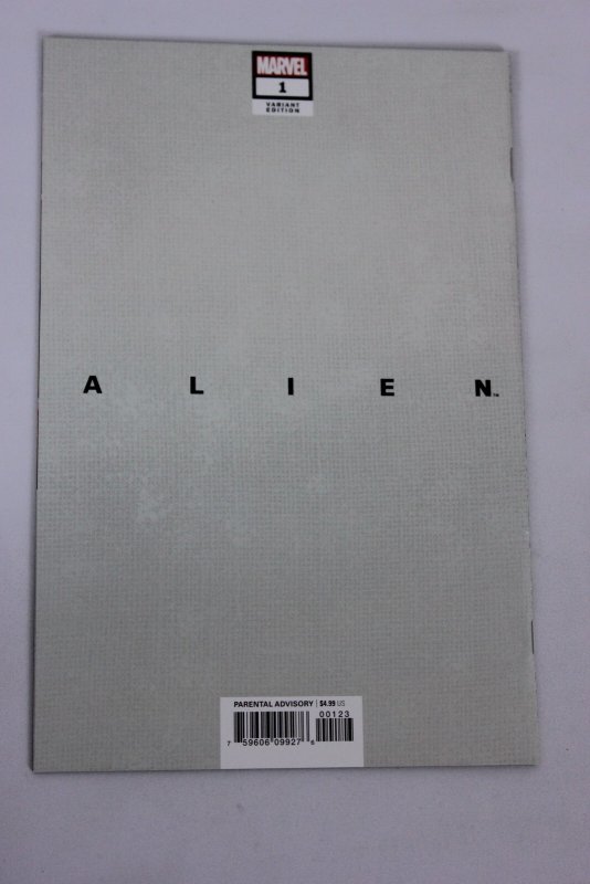 Alien #1 Wal-Mart Cover (2021) Alien / Aliens NM