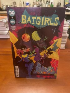 Batgirls #8 (2022) NM