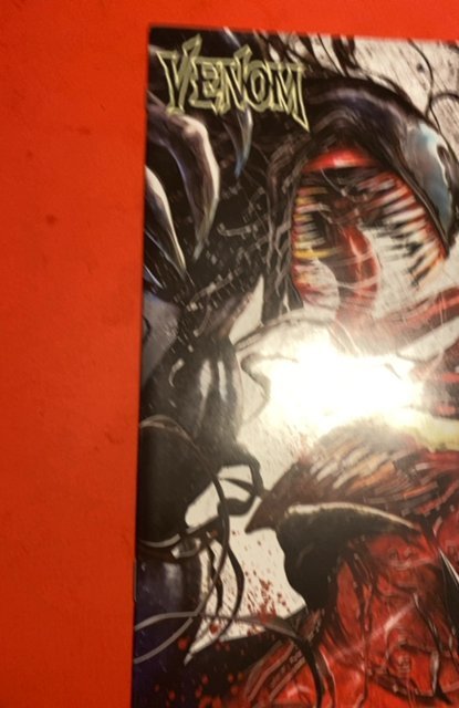 Venom 18 Tyler Kirkham Comic Spot Exclusive Signed by Kirkham