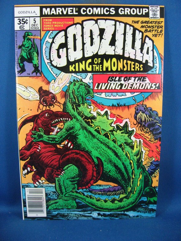 GODZILLA 5 VF NM 1977 MARVEL