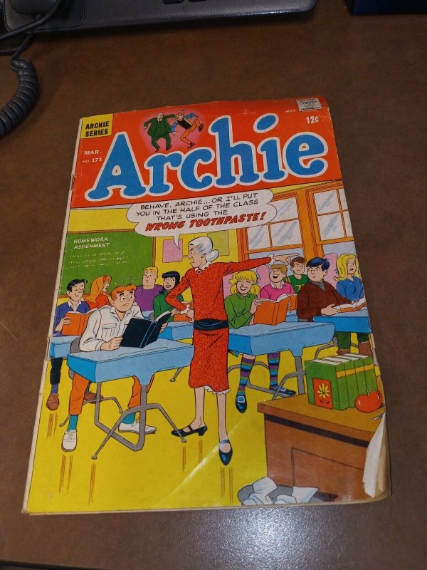 Archie #171 silver age 1967 mlj Comics classis mrs weatherby cover teen humor