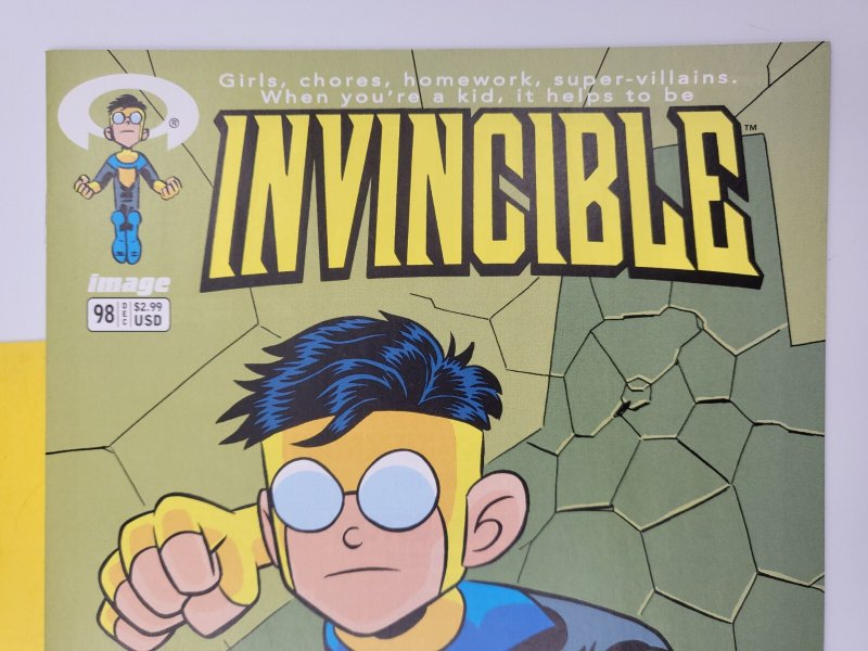 Invincible #98 Chris Giarusso Variant  2012 Image Robert Kirkman Amazon Prime