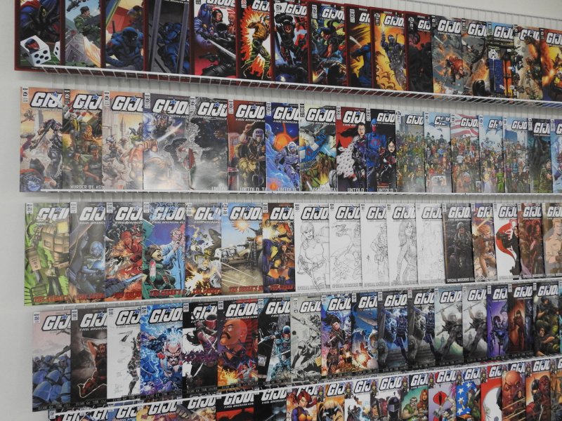 Huge Lot 230+ All G.I.Joe Comics!! Avg VF/NM Condition!