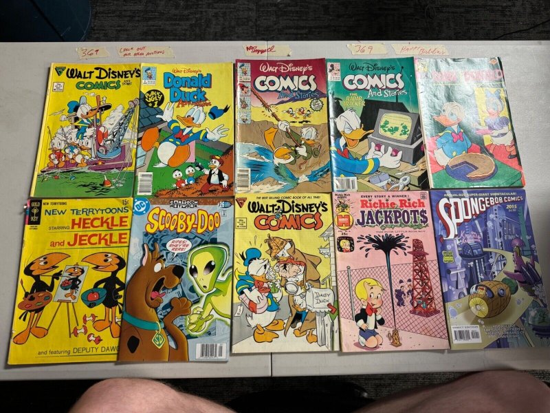 Lot of 10 Comic Lot (see pictures) 369-24