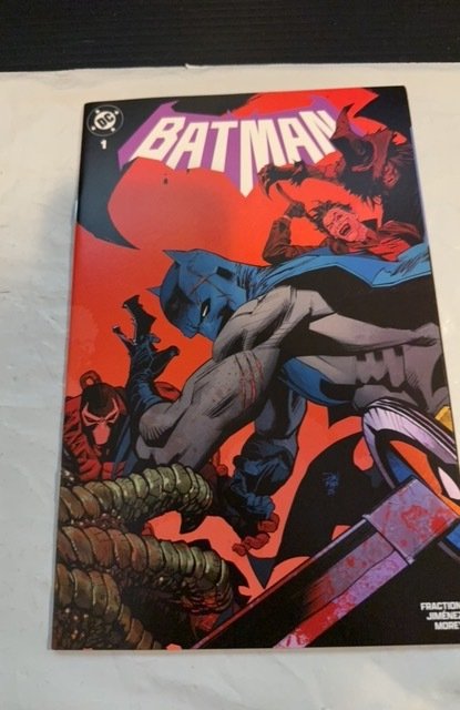 BATMAN 1 DAN MORA CONVENTION EXCLUSIVE VARIANT NM 2025