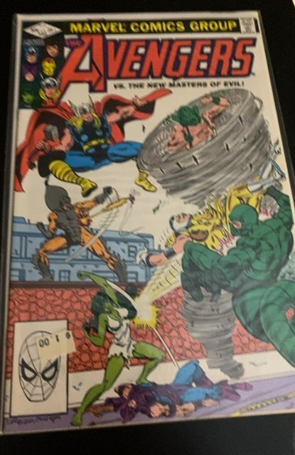 The Avengers #222 (1982) VF-