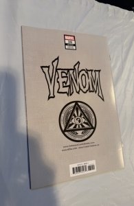 Venom #30 (2021) Tyler kirkkham variant virgin trace
