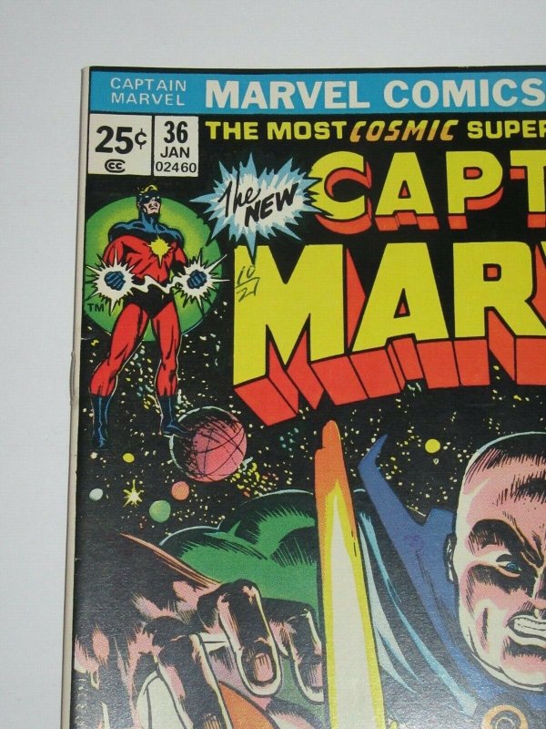 Captain Marvel #36 Marvel Value Stamp Intact 1975 Marvel Comics VF/NM