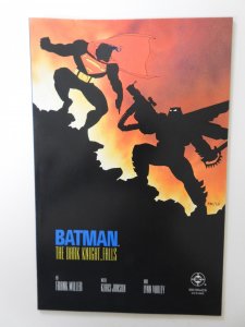 Batman: The Dark Knight #4 (1986) Sharp VF-NM Condition!