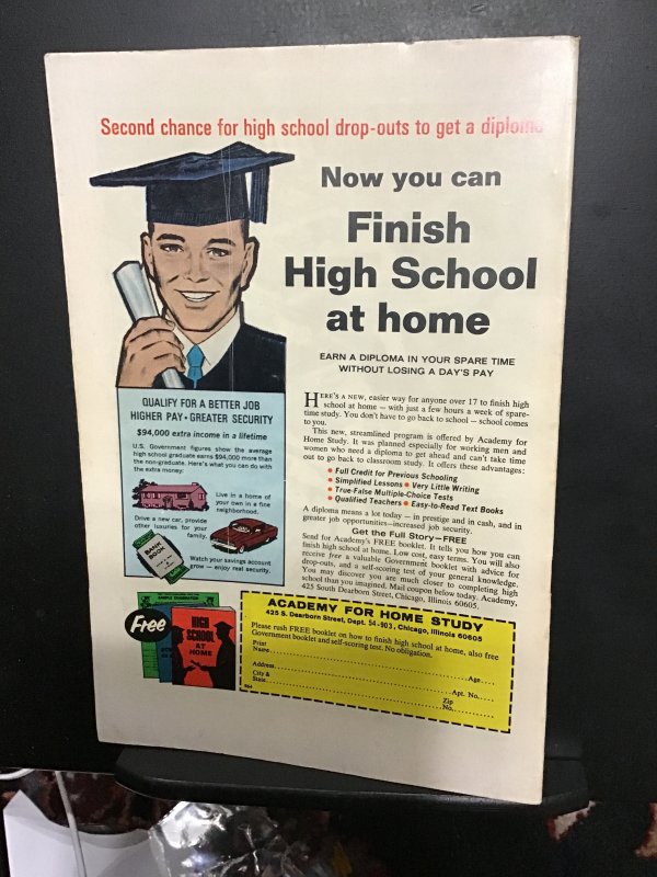 Captain America #128 (1970) high-grade motorcycle key! VF+ Wythville CERT.