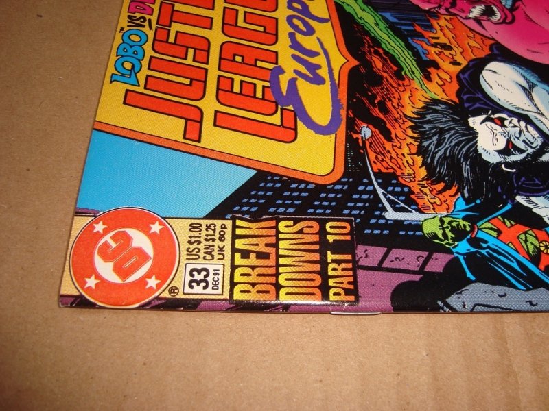 JUSTICE LEAGUE EUROPE  # 33 (1991) INCLUDES 16 PAGE SONIC THE HEDGEHOG COMIC