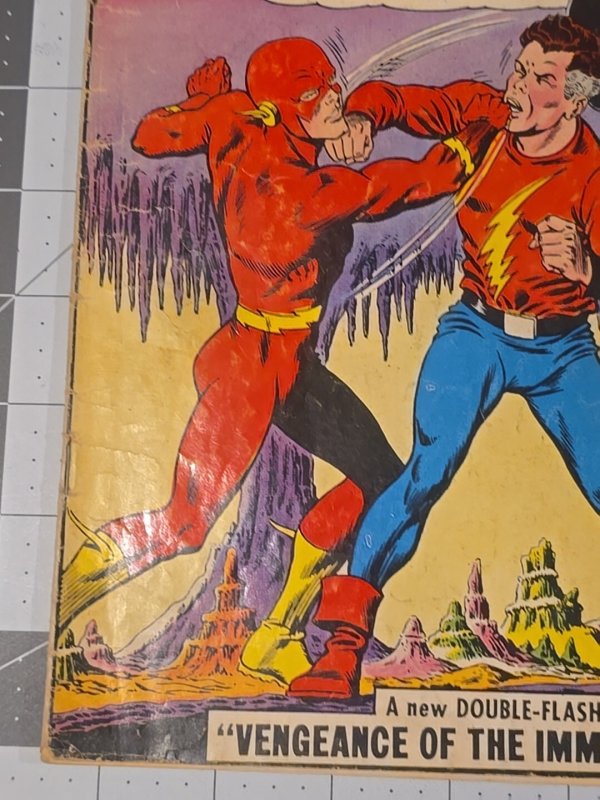 The Flash #137 ?-Johnny Thunder & Vandal Savage N Silver Age—DC Comics Jun-1963