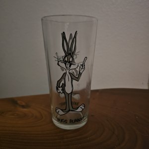 Looney Tunes 273 Plus! 1973 Bugs Bunny Pepsi Collector's Glass