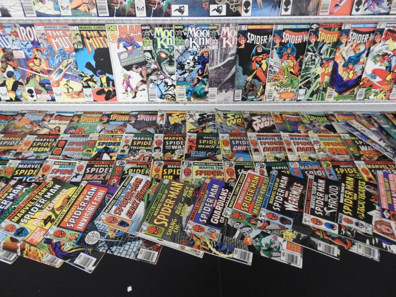 Huge Lot 190+ Comics W/ Marvel Tales, Marvel Team-Up, +More! Avg FN Cond!