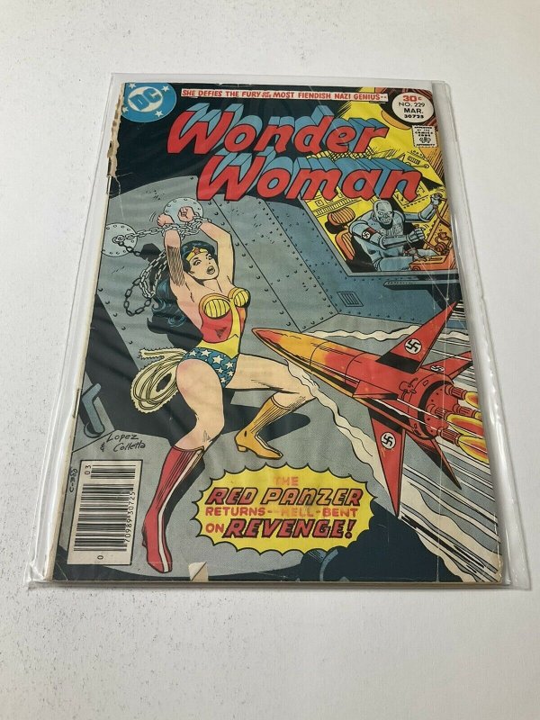 Wonder Woman 229 Gd- Good- 1.8 Spine Split DC Comics 