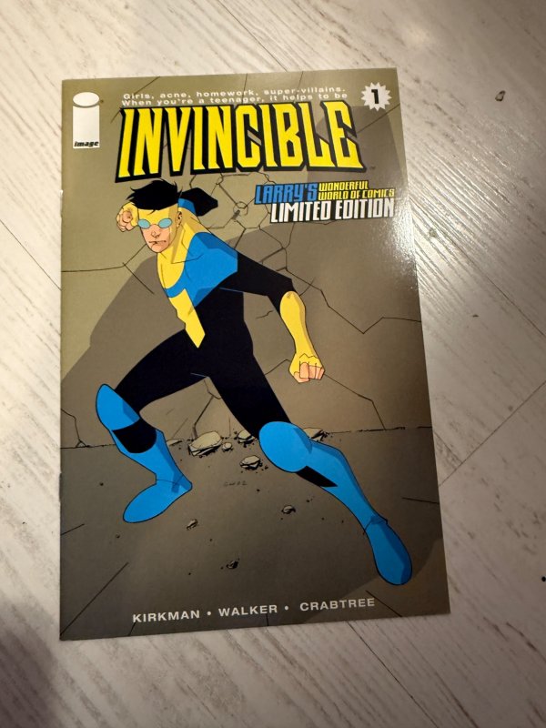 Invincible #1 Larry's Wonderful World of Comics LTD 1000 Copies