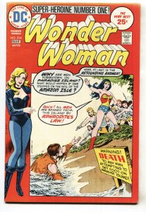 Wonder Woman #216  1975 - DC  -FN - Comic Book