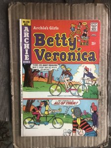 Archie's Girls Betty and Veronica #228 (1974)