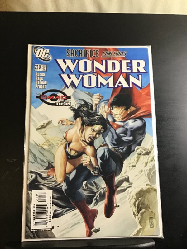 Wonder Woman #219 (2005)