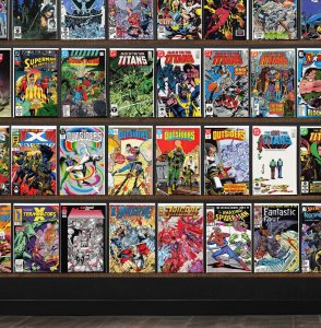 Huge Lot 150+ Comics with The Outsiders, Starman, X-Men 2099 & More!