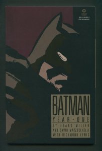 Batman: Year One Trade Paperback / NM 1st Print  1988