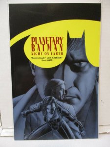 Planetary Batman Night on Earth - Warren Ellis, John Cassaday - DC Comics 2003 