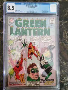 Green Lantern #35 (DC, 1965) CGC VF+ 8.5 Off-white to white pages