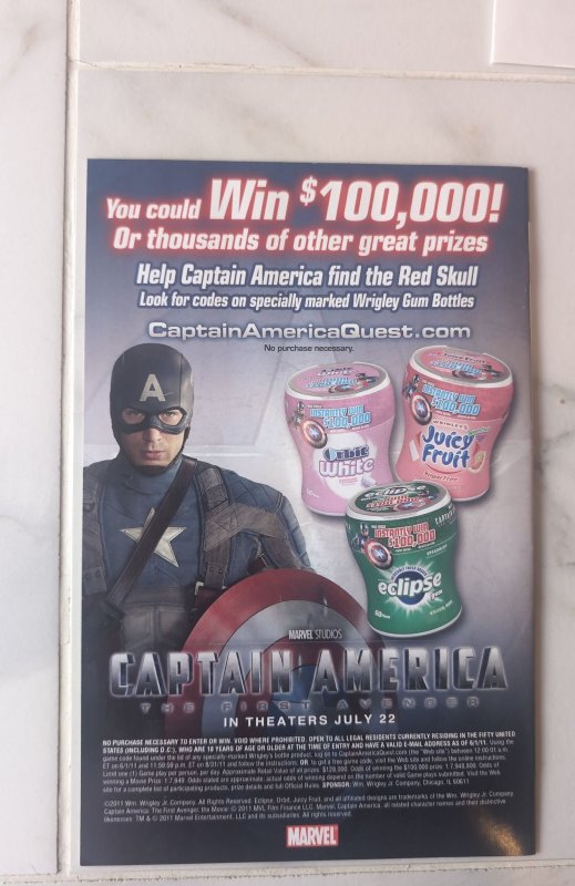 Ultimate Fallout #4 Second Print Variant Cover (2011)